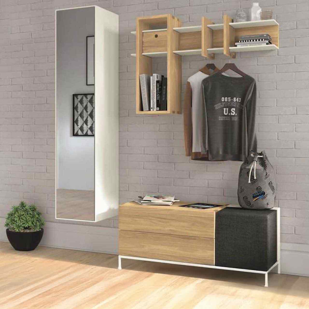 Garderobe mit Hänge-Spiegelschrank, Kommode mit Sitzgelegenheit und Hängeregal