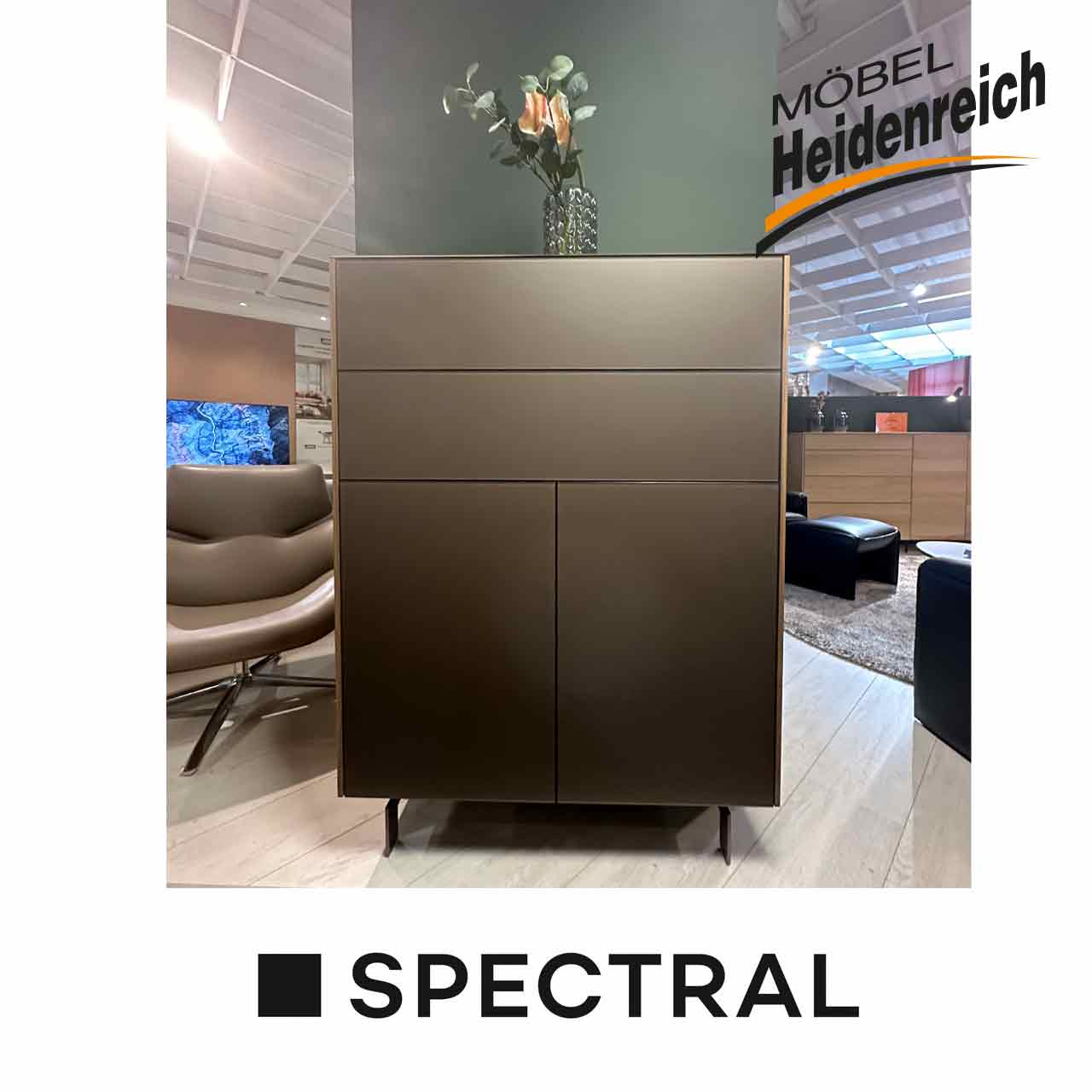 Spectral - Highboard Side Graues Highboard. Oben zwei Schubladen und darunter zwei Türen.