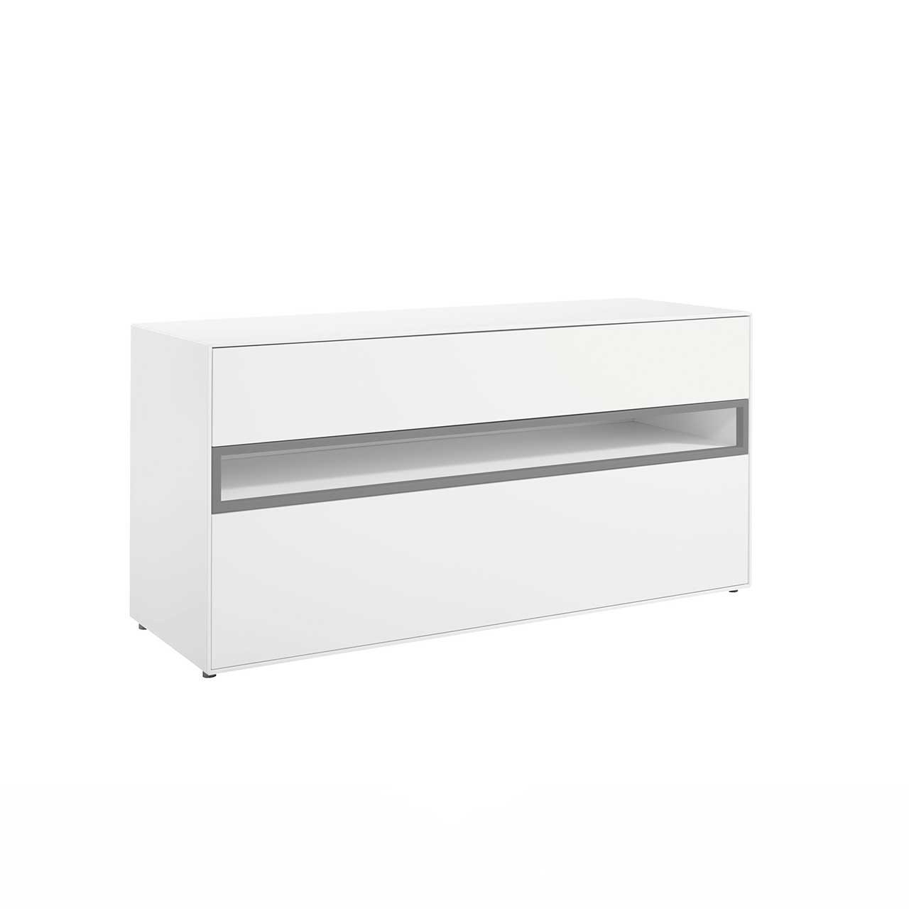 now! by hülsta - easy Baukasten 44114 Weißer rechteckiger griffloser Baukasten. In der Mitte ein offenes Fach mit grauem Rahmen. Oben eine schmale und unten eine höhere Schublade.
