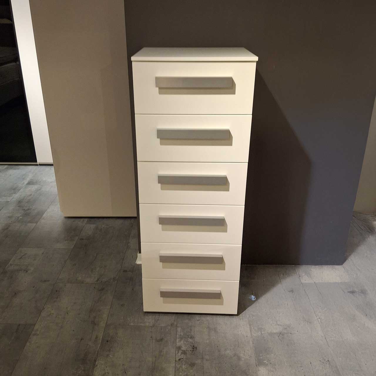 Loddenkemper - Kommode 600 weiß hoch Schmale hohe weiße Kommode mit sechs Schubladen.