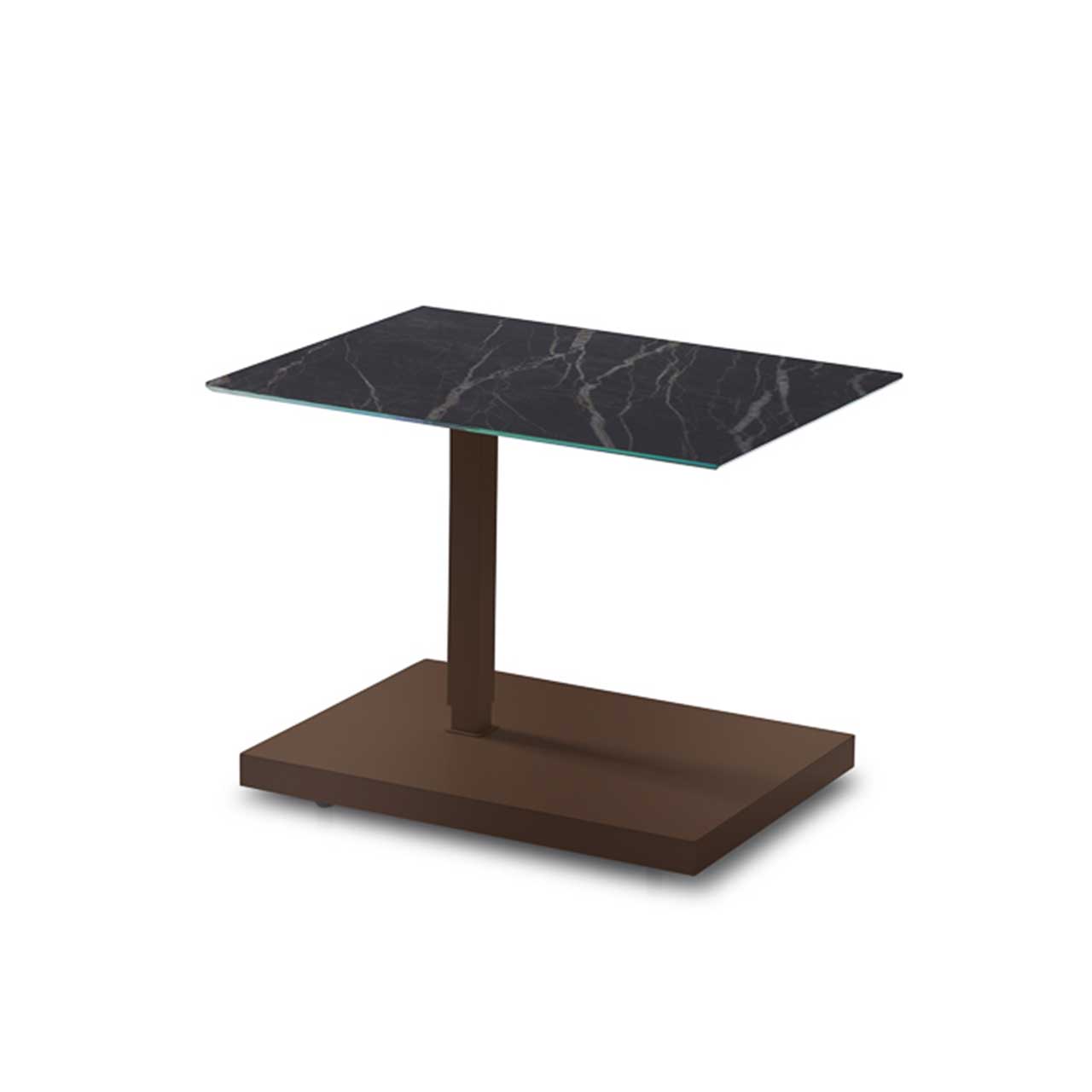 Beistelltisch mit rechteckiger Tischplatte aus schwarzer Keramik auf Bronze-farbigem Sockel. Tisch ist runtergefahren.